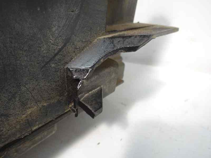 FARO IZQUIERDO BMW SERIE 3 2.0 320D MT 136CV