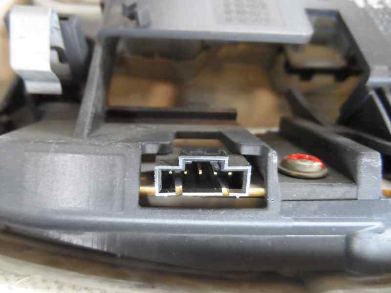 LUZ INTERIOR FIAT CROMA 1.9 MT 150CV | 110KW