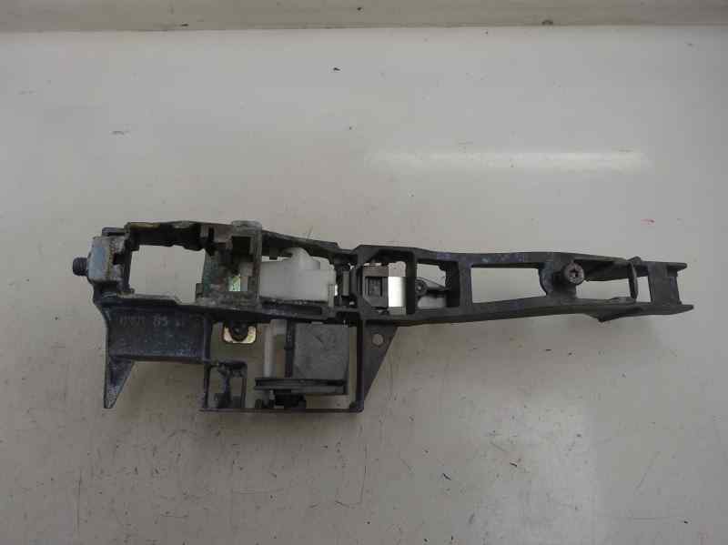 SOPORTE MANETA EXTERIOR DELANTERA IZQUIERDA PEUGEOT 3008 2012 1.6 HDI MT 110CV