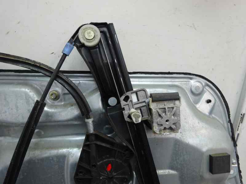 ELEVALUNAS DELANTERO DERECHO VOLKSWAGEN GOLF 1.6 MT 100CV