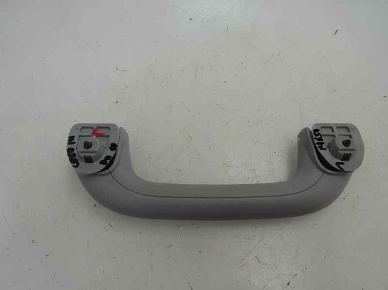 MANETA INTERIOR DELANTERA DERECHA KIA CEED 1.6 MT 129CV | 95KW