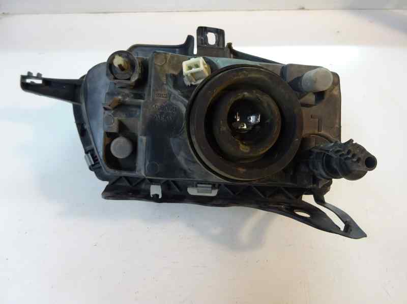 FARO IZQUIERDO CITROEN SAXO 1.5 MT D 57CV