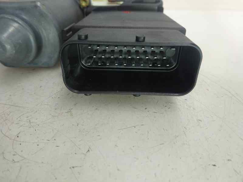 MOTOR ELEVALUNAS DELANTERO DERECHO VOLKSWAGEN GOLF 1.9 TDI 4MOTION MT 130CV