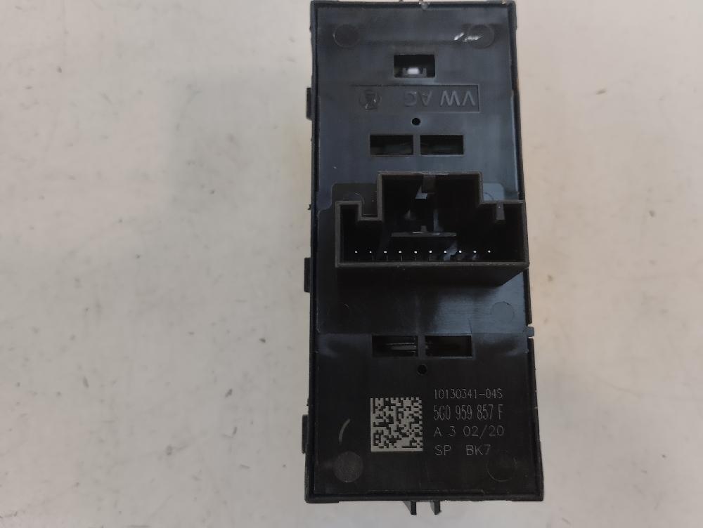 MANDO ELEVALUNAS DELANTERO IZQUIERDO SEAT LEON 2020 1.5 130CV MT