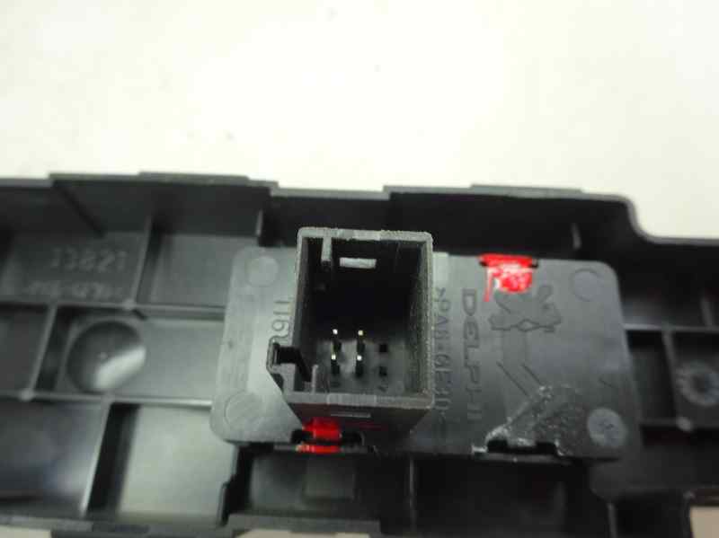 MANDO ELEVALUNAS DELANTERO DERECHO PEUGEOT 308 1.6 HDI MT 114CV