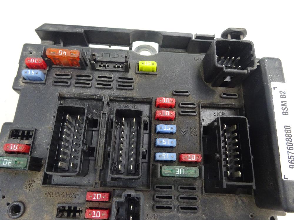 CAJA RELES FUSIBLES PEUGEOT 307 2.0 HDI MT 90CV