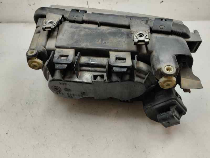 FARO DERECHO AUDI A3 1.9 TDI MT 110CV