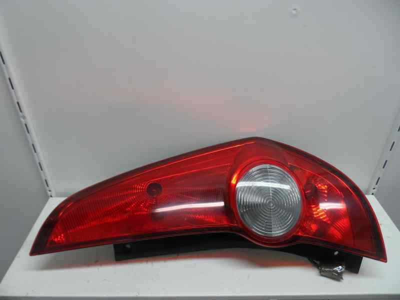 PILOTO TRASERO DERECHO OPEL AGILA 1.3 CDTI MT 75CV
