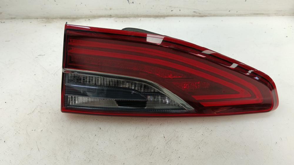 PILOTO TRASERO DERECHO INTERIOR KIA CEED 1.6 CRDI DCT 136CV