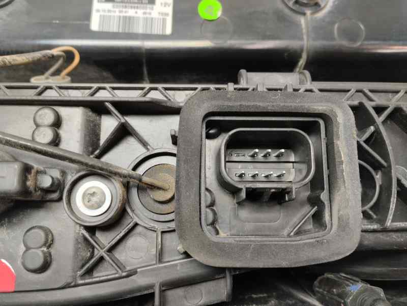 PILOTO TRASERO IZQUIERDO FIAT DOBLO 2015 1.3 MT 90CV | 66KW