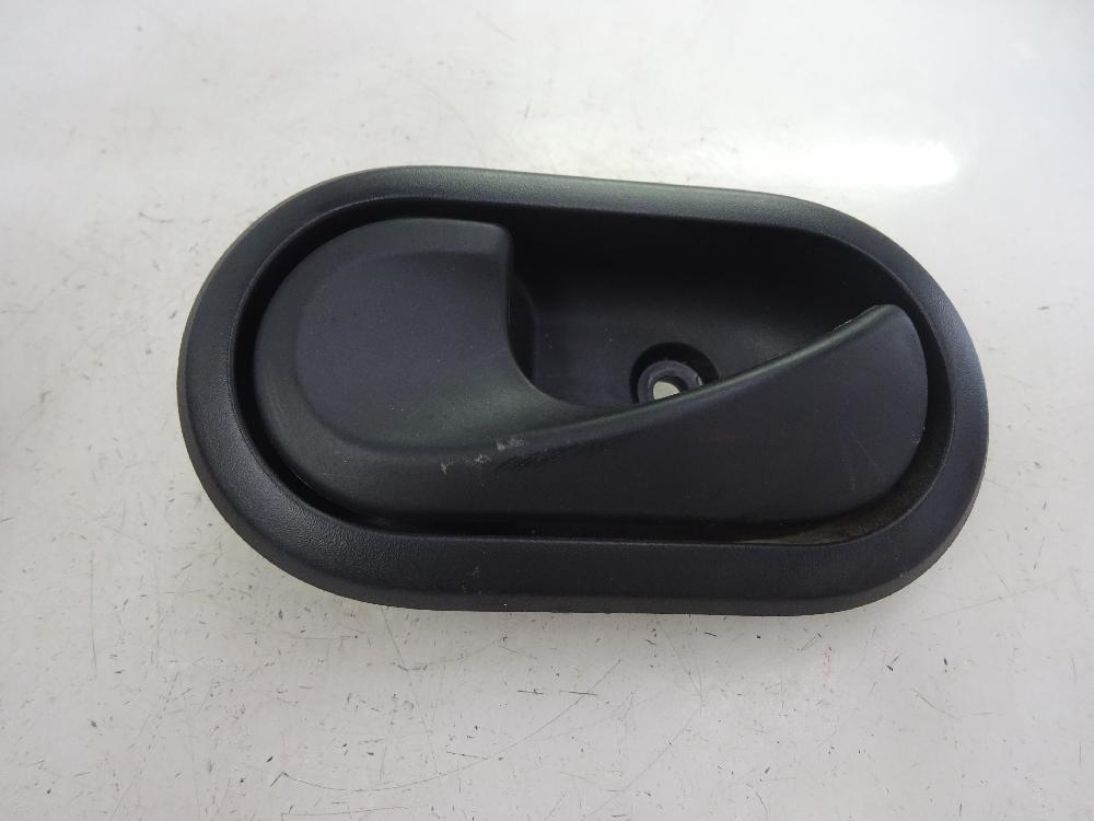 MANETA INTERIOR TRASERA IZQUIERDA DACIA SANDERO 1.5 DCI MT 88CV