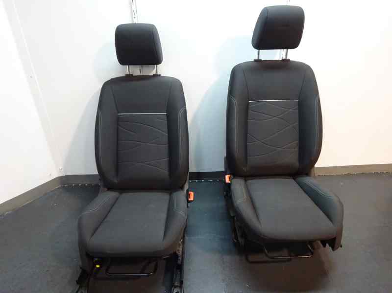 JUEGO ASIENTOS COMPLETO FORD FIESTA 1.25 MT 82CV