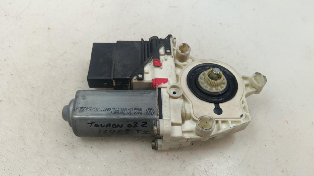 MOTOR ELEVALUNAS TRASERO IZQUIERDO VOLKSWAGEN TOURAN 1.9 TDI MT 105CV | 77KW