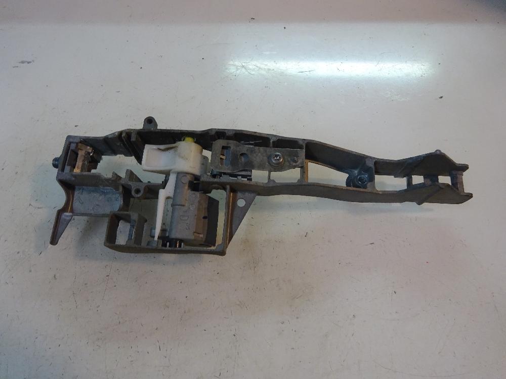 SOPORTE MANETA EXTERIOR DELANTERA DERECHA CITROEN C3 1.6 HDI MT 92CV