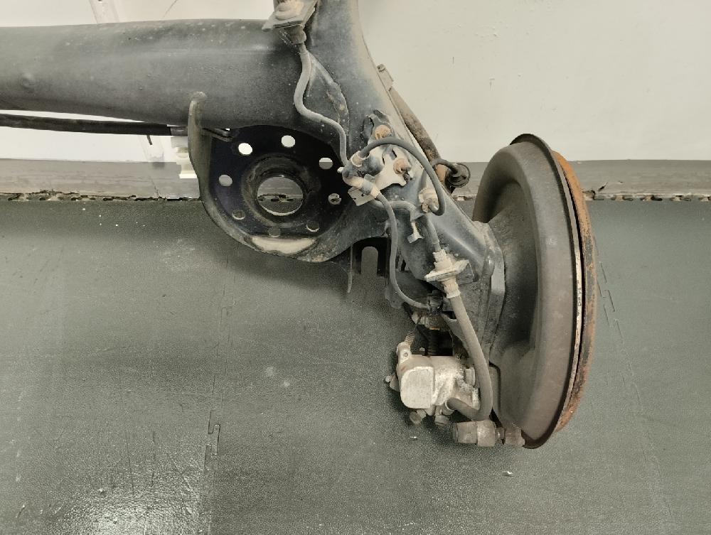 PUENTE TRASERO TOYOTA YARIS 1.5 MT 106CV