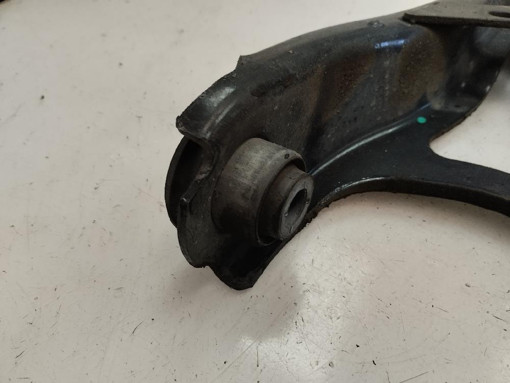 BRAZO SUSPENSION INFERIOR DELANTERO DERECHO DACIA DUSTER 1.0 MT 90CV | 67KW