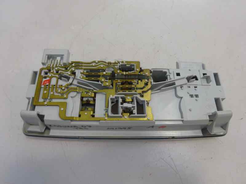 LUZ INTERIOR RENAULT LAGUNA 1.5 DCI MT 110CV