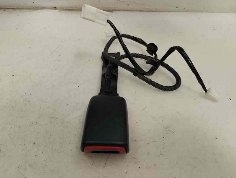 ANCLAJE CINTURON DELANTERO DERECHO TOYOTA AURIS 2.0 D-4D MT 124CV | 91KW