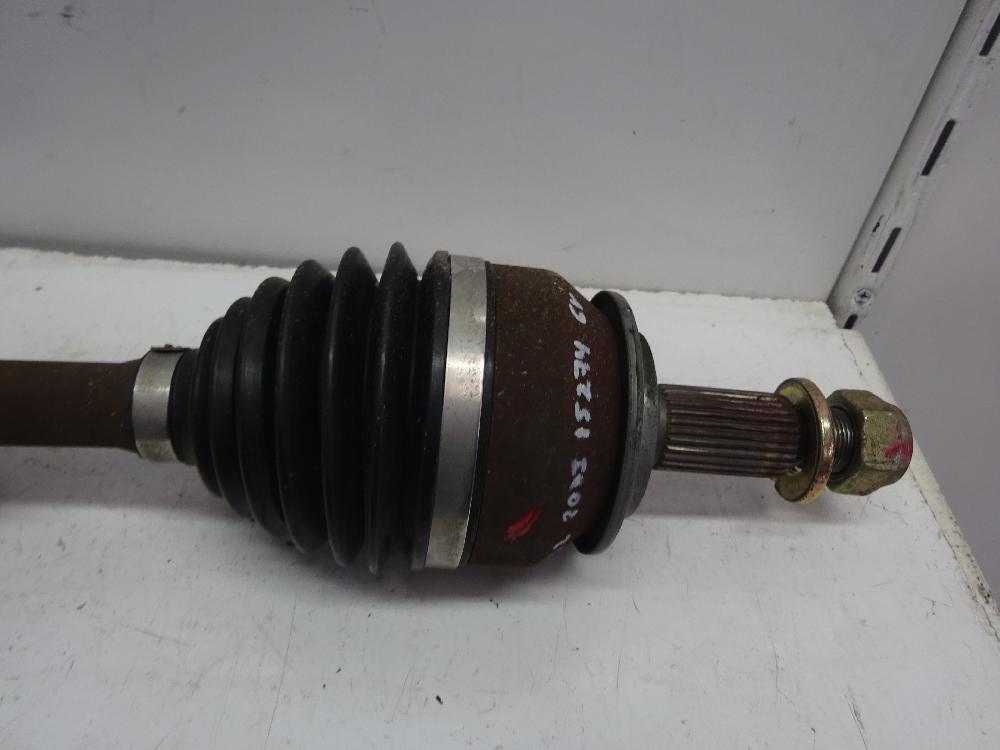 TRANSMISION DELANTERA IZQUIERDA MITSUBISHI GRANDIS 2.0 DI-D MT 134CV