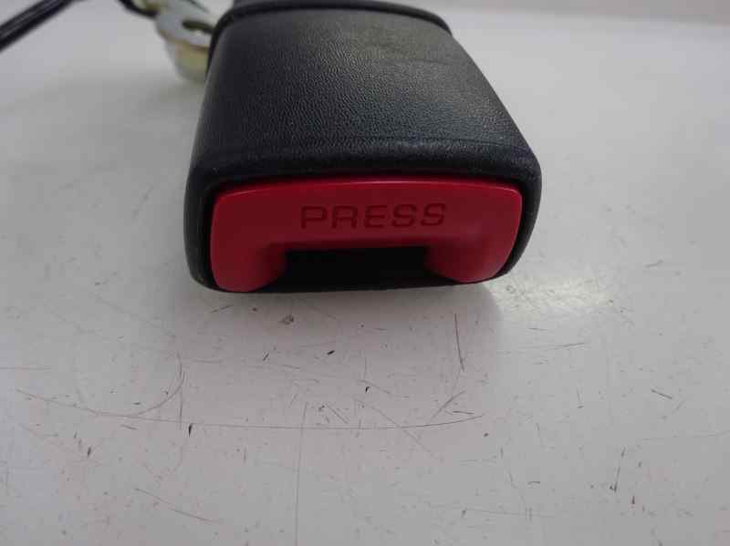 ANCLAJE CINTURON TRASERO DERECHO LEXUS CT 1.8CVT 99CV | 73KW