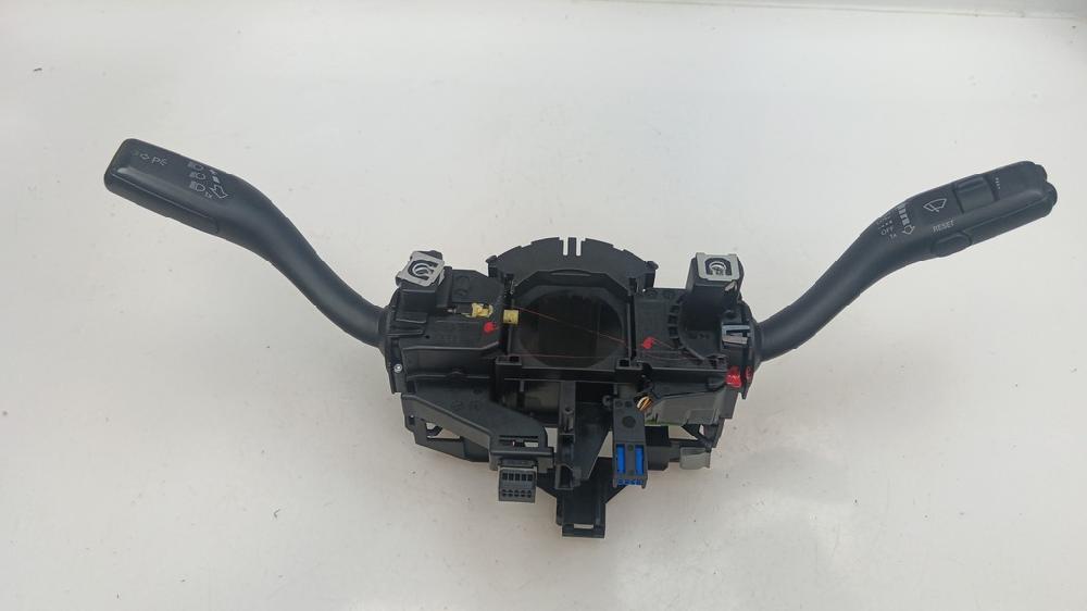 MANDO MULTIFUNCION AUDI A3 2.0 TDI S-TRONIC 140CV