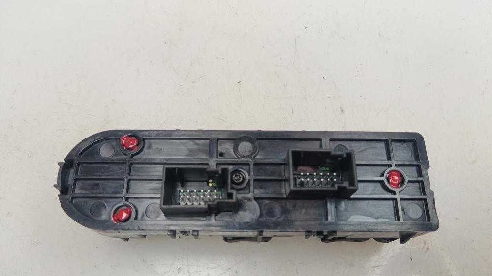 MANDO ELEVALUNAS DELANTERO IZQUIERDO ALFA ROMEO GIULIETTA 1.4 TB MULTIAIR MT 170CV
