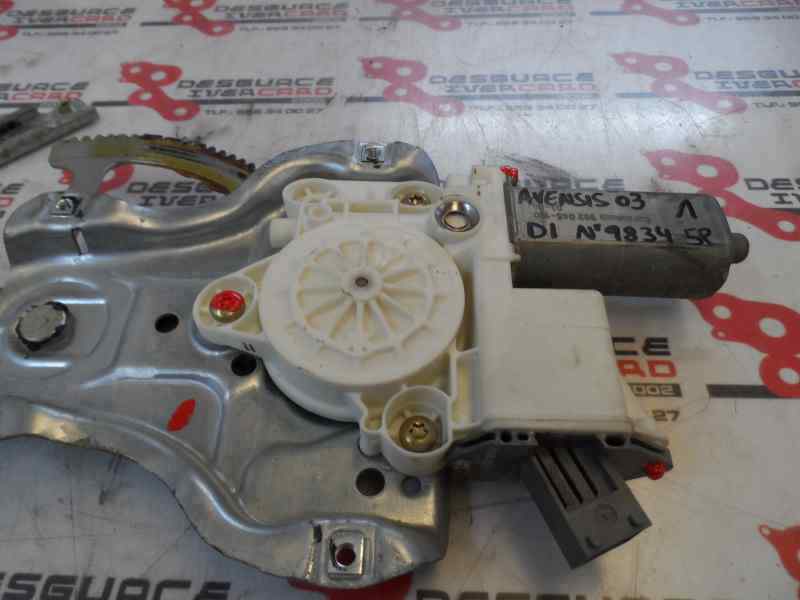 ELEVALUNAS DELANTERO IZQUIERDO TOYOTA AVENSIS 2.0 D MT 116CV | 85KW