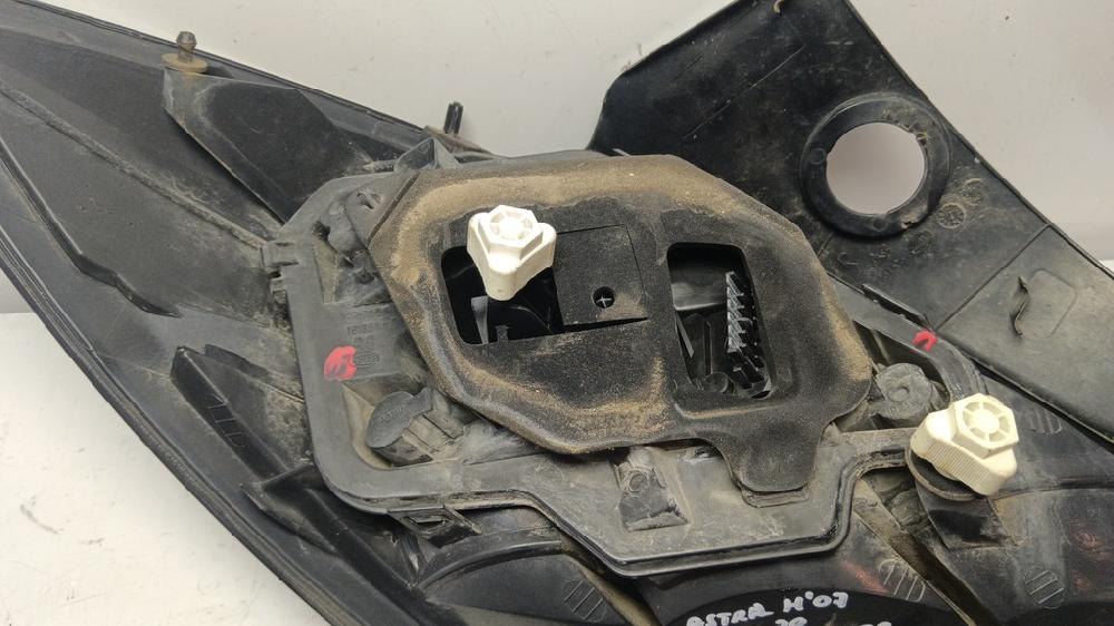 PILOTO TRASERO DERECHO OPEL ASTRA 1.9 MT 120CV | 88KW