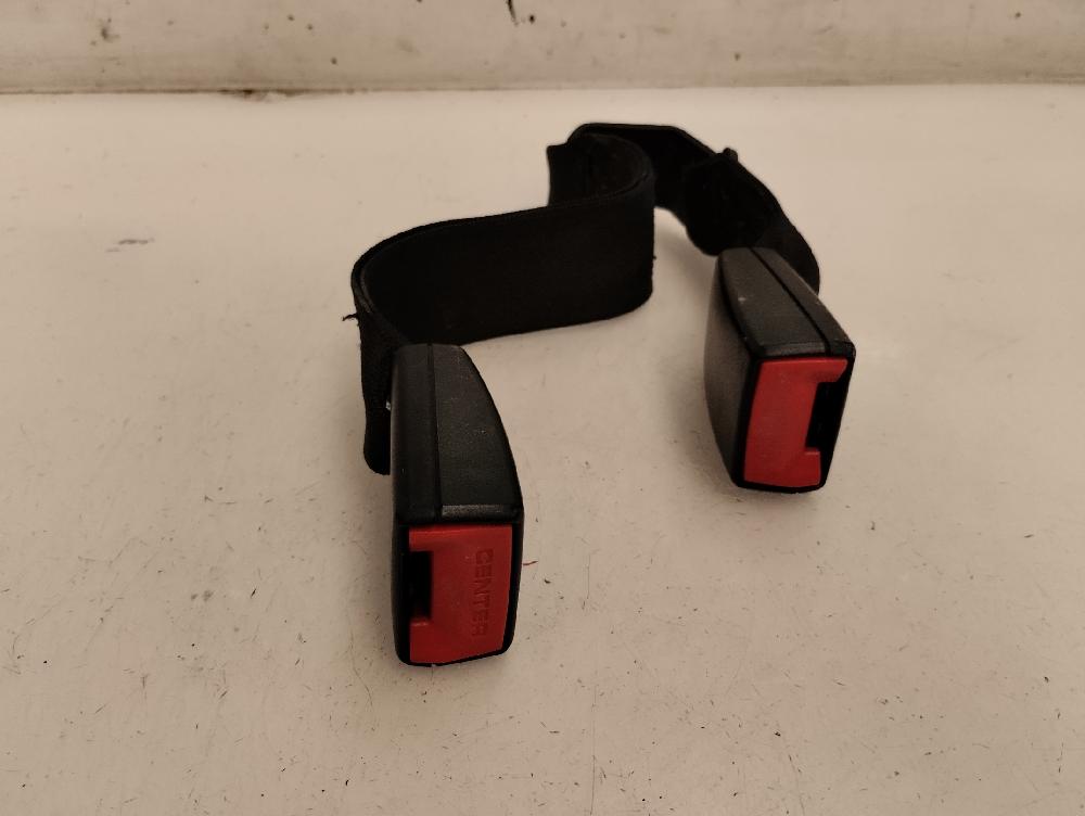ANCLAJE CINTURON TRASERO DERECHO BMW SERIE 1 2007 2.0 MT 150CV | 110KW