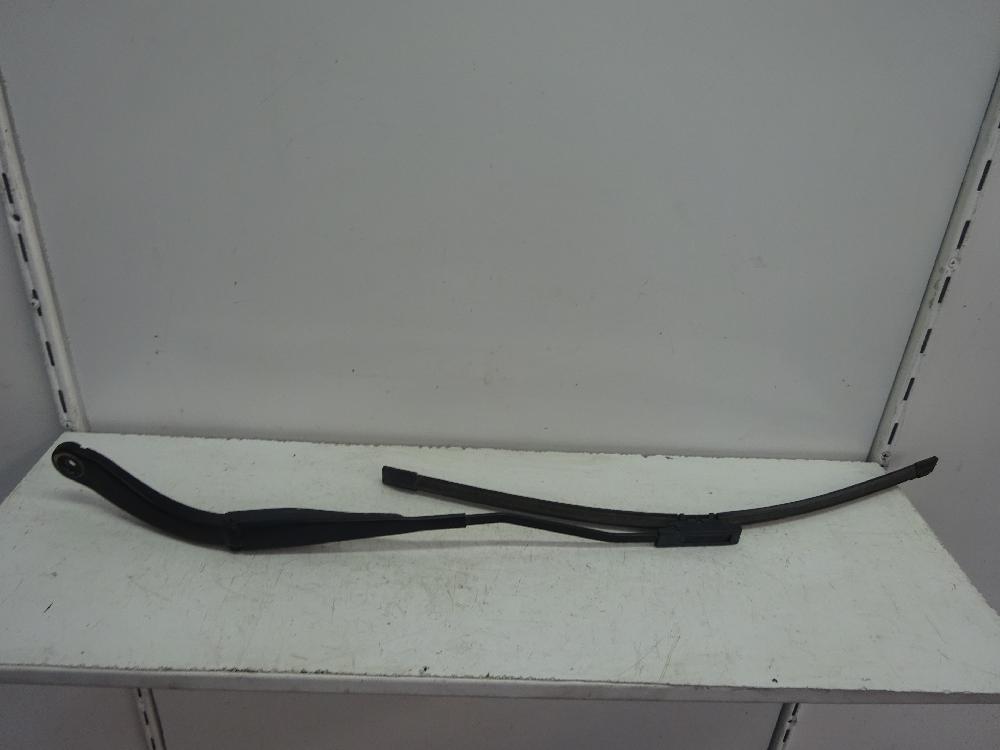 BRAZO LIMPIA DELANTERO IZQUIERDO DACIA SANDERO 0.9 TCE MT 97CV