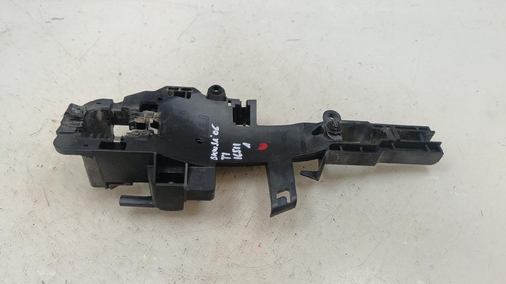 SOPORTE MANETA EXTERIOR PUERTA TRASERA IZQUIERDA BMW SERIE 1 2.0 MT 122CV | 90KW