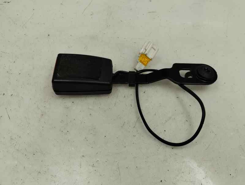 ANCLAJE CINTURON DELANTERO DERECHO DS 3 1.2 MT 110CV | 81KW