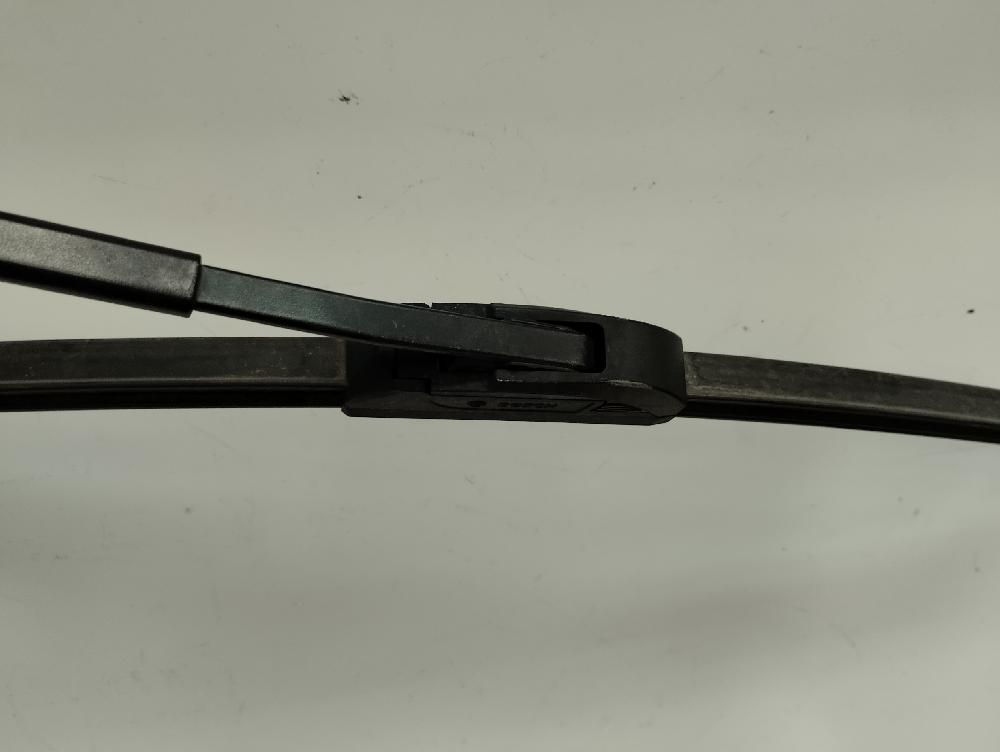 BRAZO LIMPIA DELANTERO DERECHO MAZDA 3 2.2 CITD MT 150CV