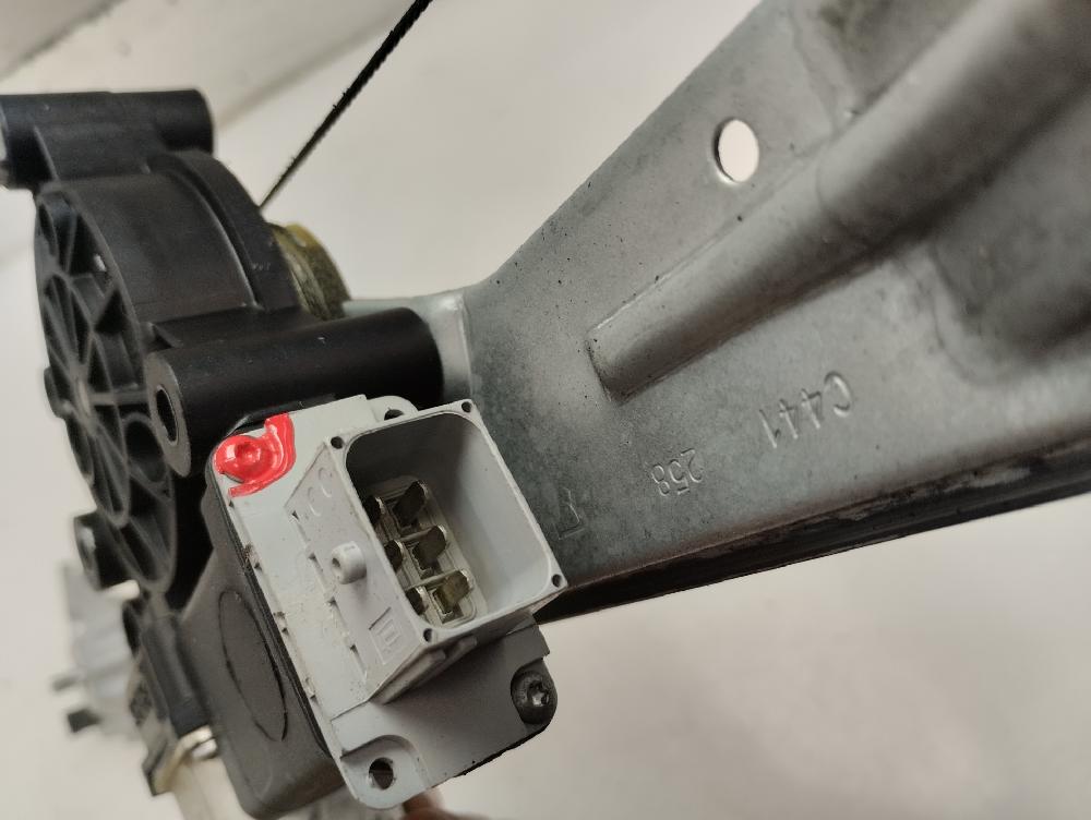 ELEVALUNAS TRASERO DERECHO LANCIA DELTA 1.6 JTD MT MULTIJET DPF 120CV
