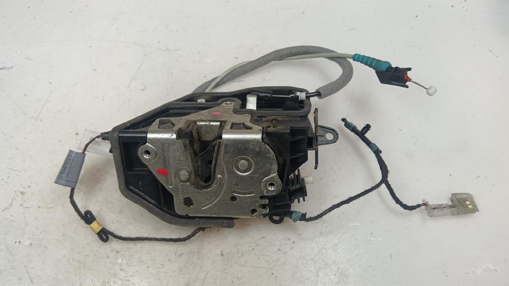 CERRADURA PUERTA TRASERA IZQUIERDA BMW SERIE 1 2006 2.0 MT 122CV | 90KW