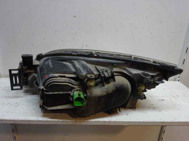FARO DERECHO FORD MONDEO 2002 1.8 MT 125CV | 92KW