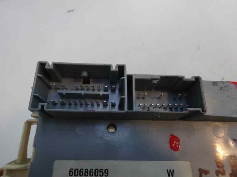 CAJA RELES FUSIBLES ALFA ROMEO BRERA 2007 2.4 JTD MT 200CV