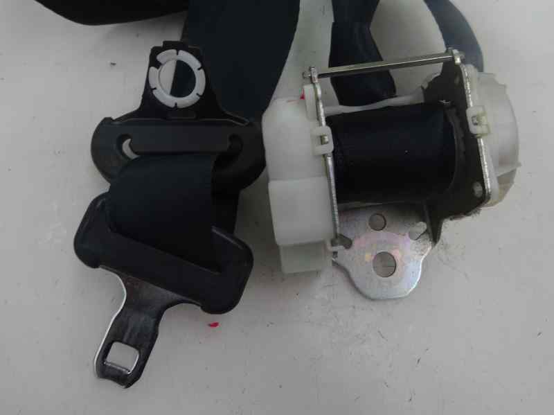 CINTURON SEGURIDAD TRASERO IZQUIERDO PEUGEOT 107 1.0 MT 68CV | 50KW