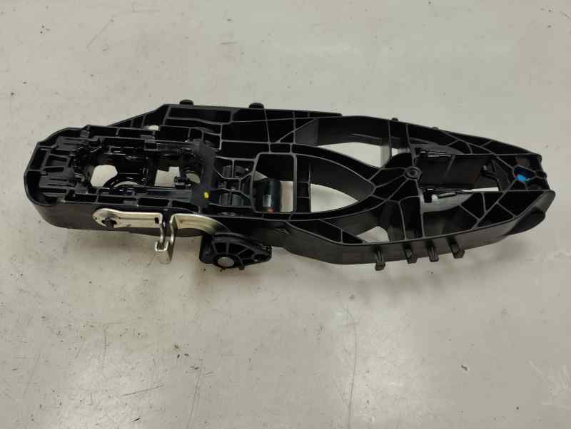 SOPORTE MANETA EXTERIOR PUERTA TRASERA DERECHA FORD FIESTA 1.0 ECOBOOST MT 100CV | 74KW