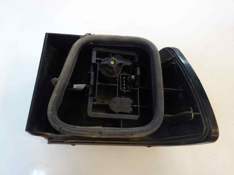 PILOTO TRASERO IZQUIERDO CITROEN XANTIA 2.0 HDI MT 109CV