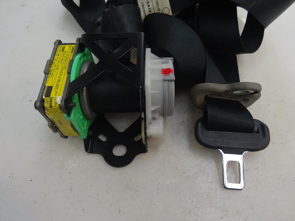CINTURON SEGURIDAD DELANTERO IZQUIERDO TOYOTA YARIS 1.3 MT 87CV | 64KW