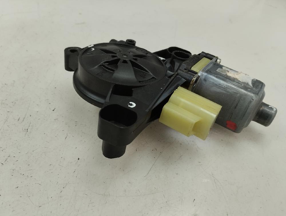 MOTOR ELEVALUNAS TRASERO DERECHO FORD KUGA 1.5 150CV | 110KW, GASOLINA, MT, ACCIONAMIENTO DELANTERO