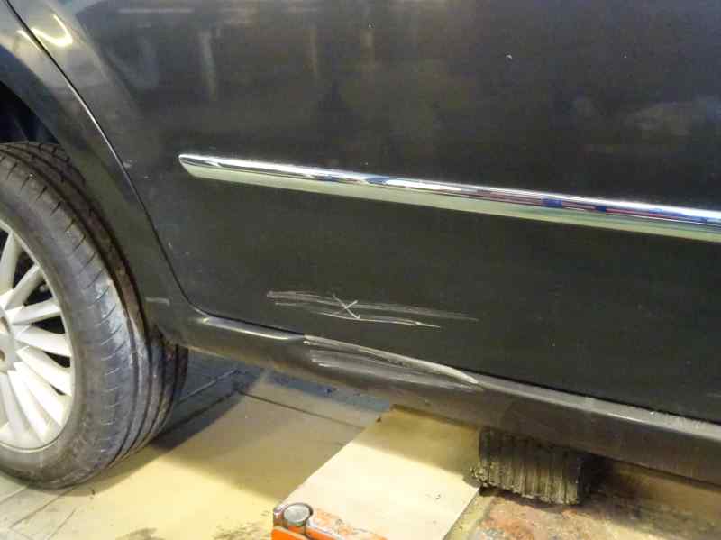 PUERTA TRASERA DERECHA FIAT LINEA 1.3 MULTIJET MT 90CV