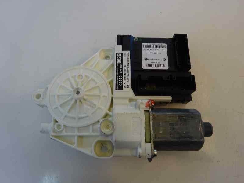 MOTOR ELEVALUNAS TRASERO DERECHO AUDI A3 2005 1.9 TDI MT 105CV