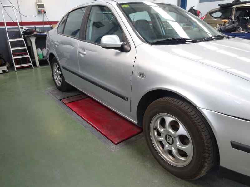 FARO ANTINIEBLA IZQUIERDO SEAT TOLEDO 1.9 TD MT 110CV