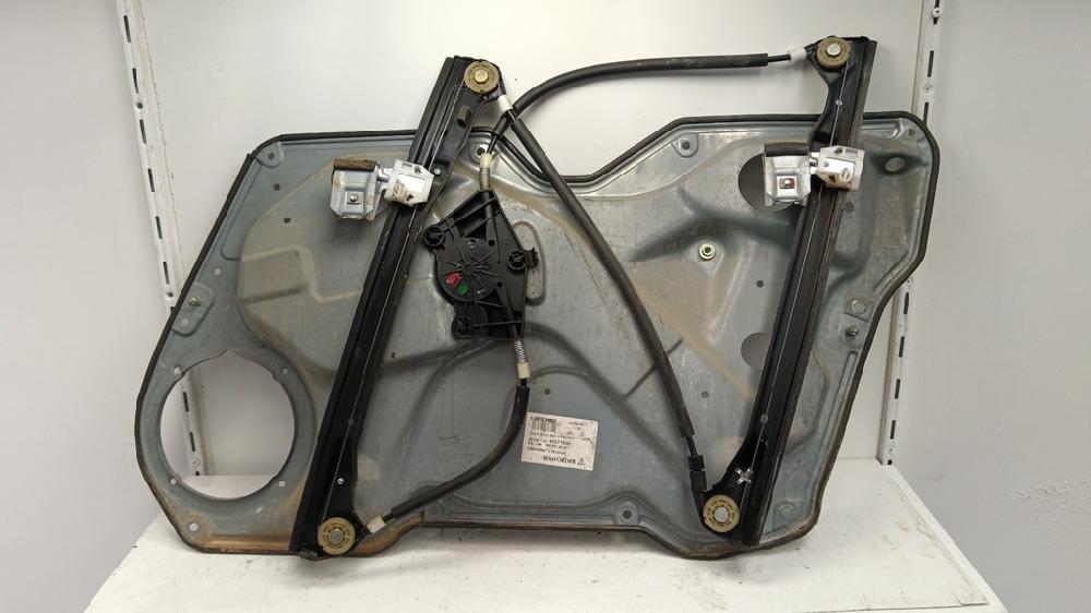 ELEVALUNAS DELANTERO IZQUIERDO SEAT LEON 1.9 MT 110CV | 81KW