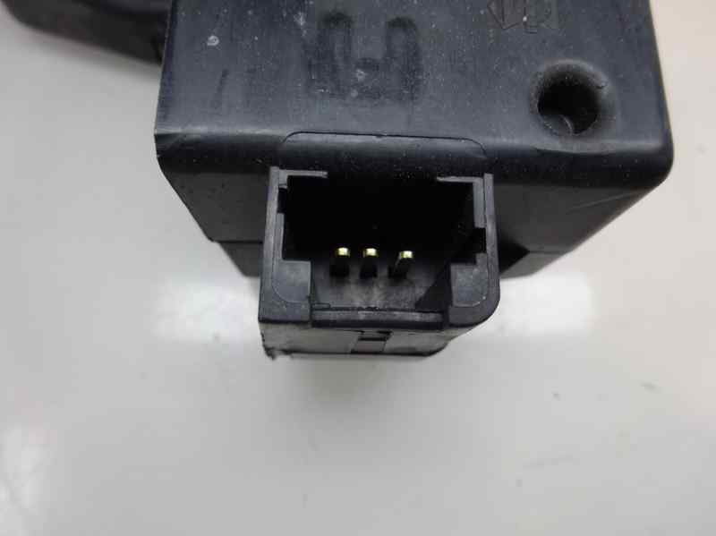 CERRADURA MALETERO PORTON CITROEN C8 2.0 HDI MT 109CV