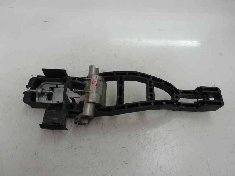 SOPORTE MANETA EXTERIOR PUERTA TRASERA IZQUIERDA FORD SMAX 2.0 TDCI MT 140CV | 103KW