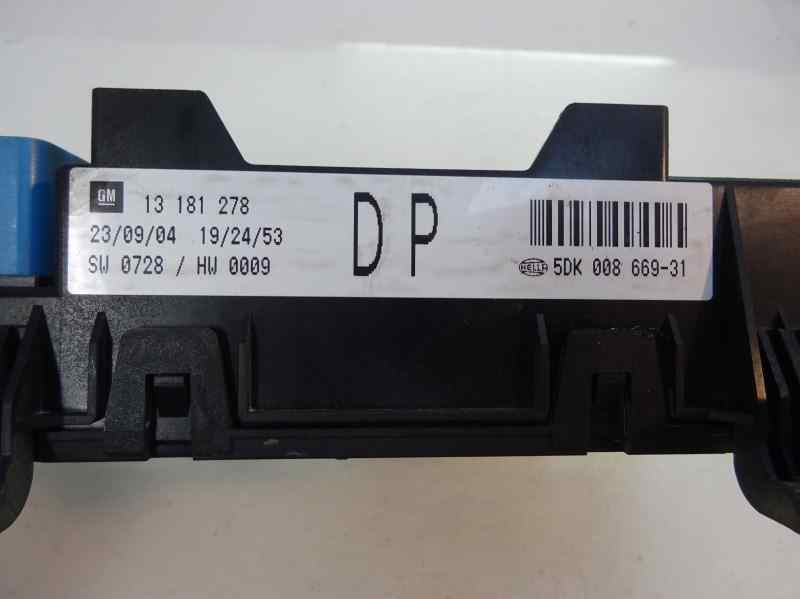 CAJA RELES FUSIBLES OPEL ASTRA 1.7 CDTI 6MT 100CV | 73KW