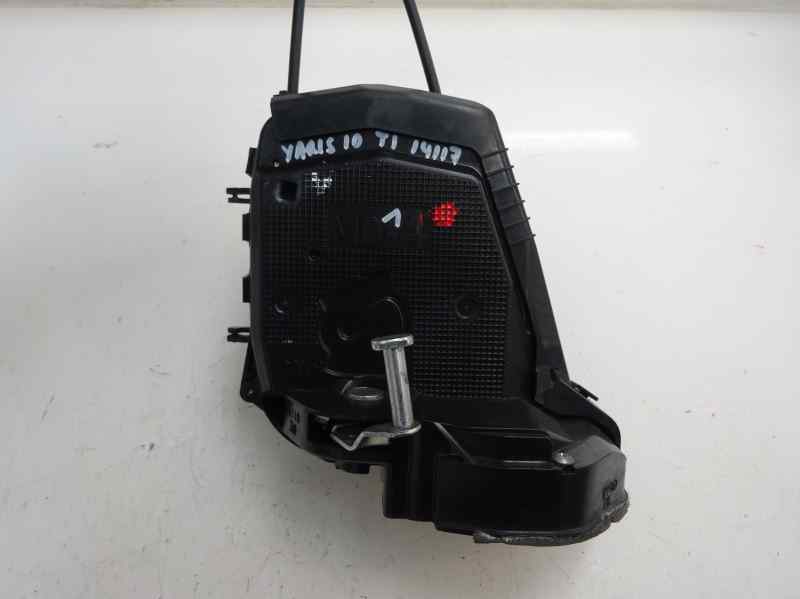 CERRADURA PUERTA TRASERA IZQUIERDA TOYOTA YARIS 1.0 MT 69CV